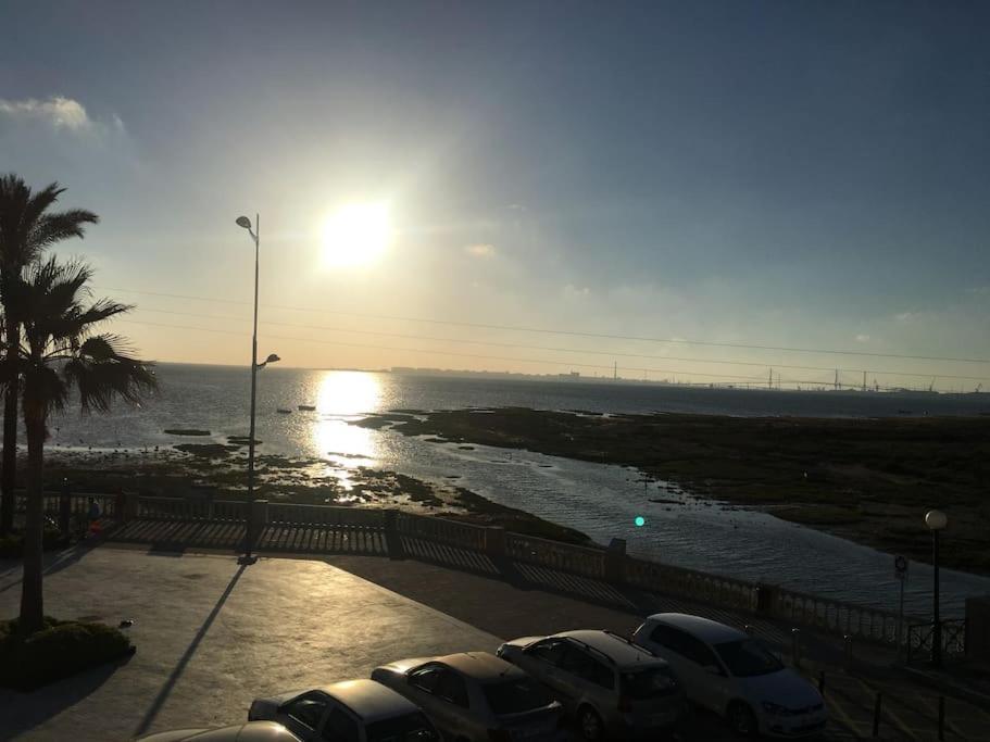Moderno Apartamento En Bahia Sur 圣费尔南多 外观 照片
